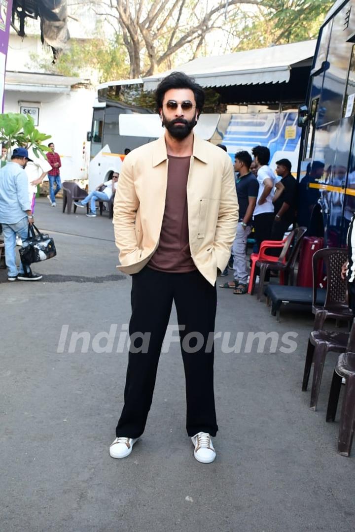 Ranbir Kapoor and others celebs snapped promoting his upcoming film Tu Jhoothi Main Makkaar on the set of The Kapil Sharma Show 