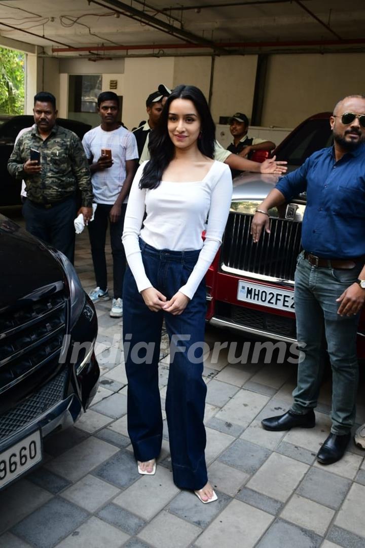 Shraddha Kapoor snapped promoting her upcoming film Tu Jhoothi Main Makkar in the city 