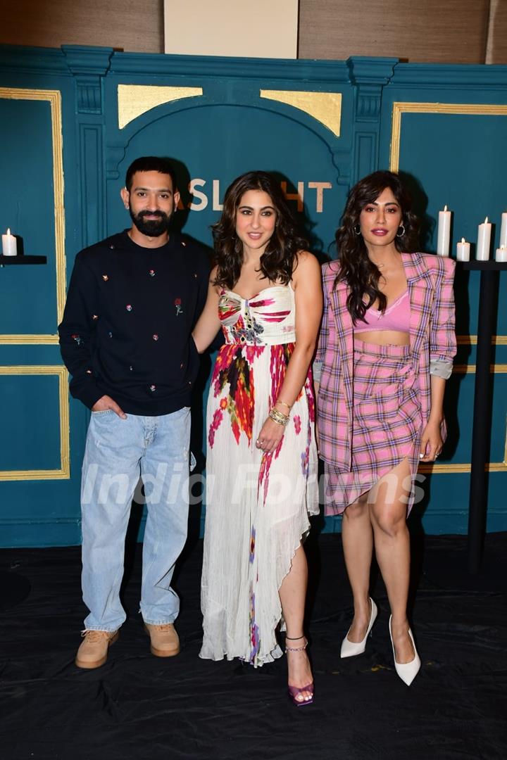 Sara Ali Khan, Chitrangada Singh, Vikrant Massey  snapped promoting their upcoming film Gaslight in the city 