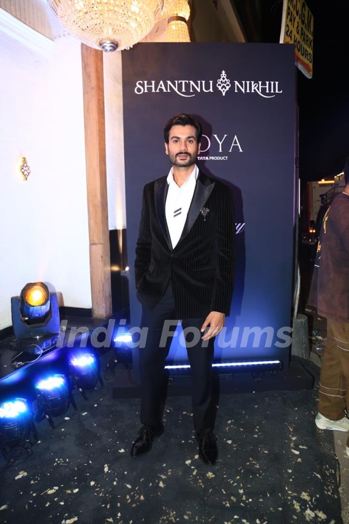 Sunny Kaushal snapped at Shantnu Nikhil’s store launch