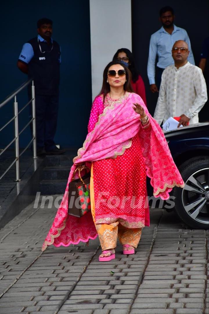 Rani Mukerji snapped at the Kalina airport flying to Assam to seek blessing of Kamakhya temple 