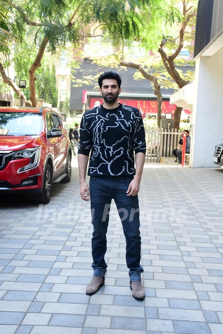 Aditya Roy Kapur snapped at promoting upcoming film Gumraah at T-Series office in Andheri