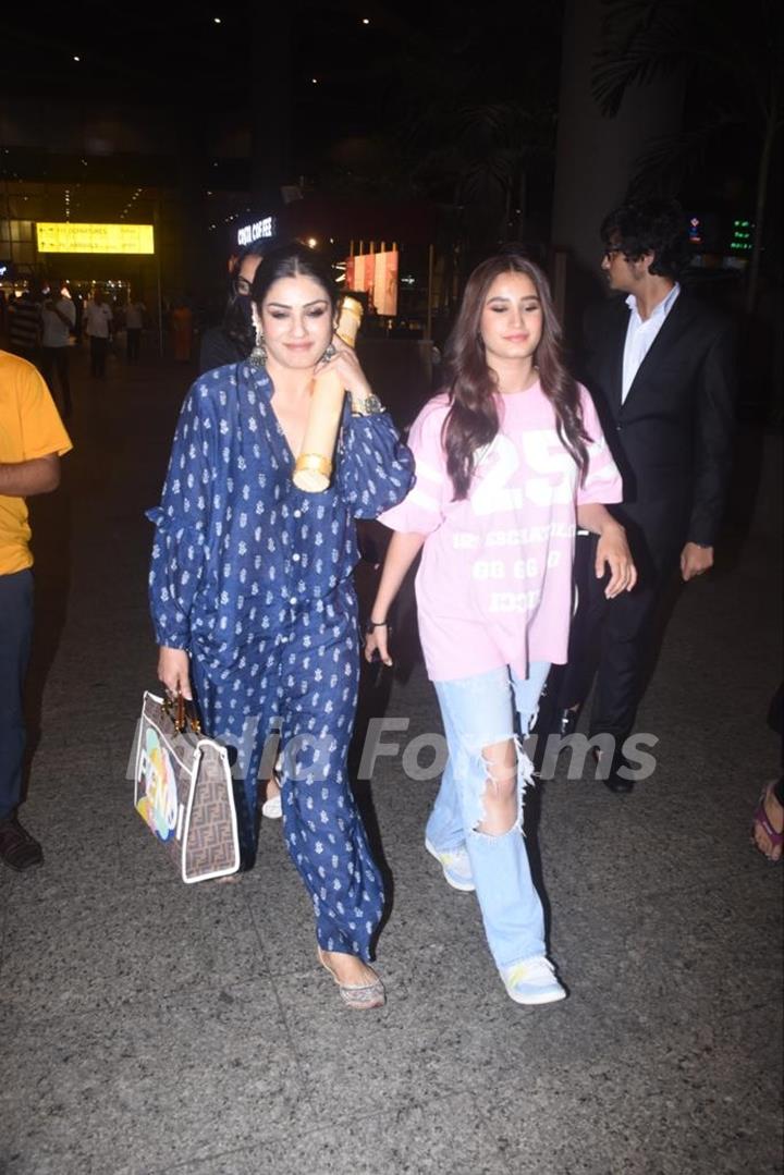 Raveena Tandon with her daughter Rasha Thadani snapped at the Mumbai airport 