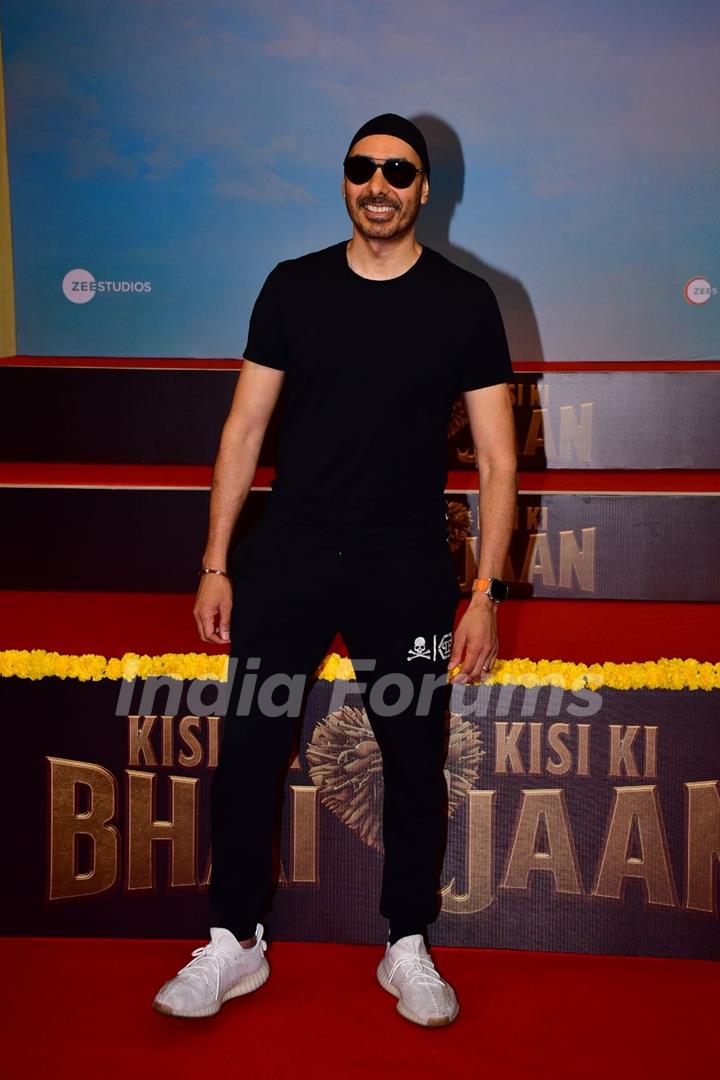 Sukhbir snapped at the trailer launch of Kisi Ka Bhai Kisi Ki Jaan