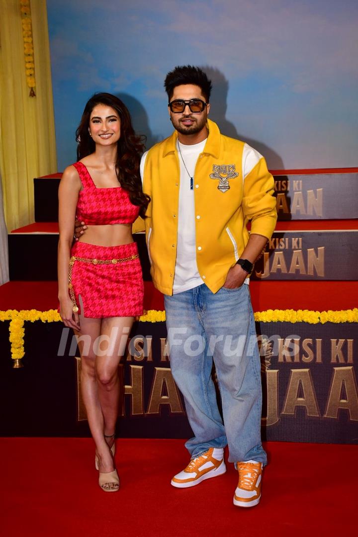 Palak Tiwari, Jassi Gill  snapped at the trailer launch of Kisi Ka Bhai Kisi Ki Jaan