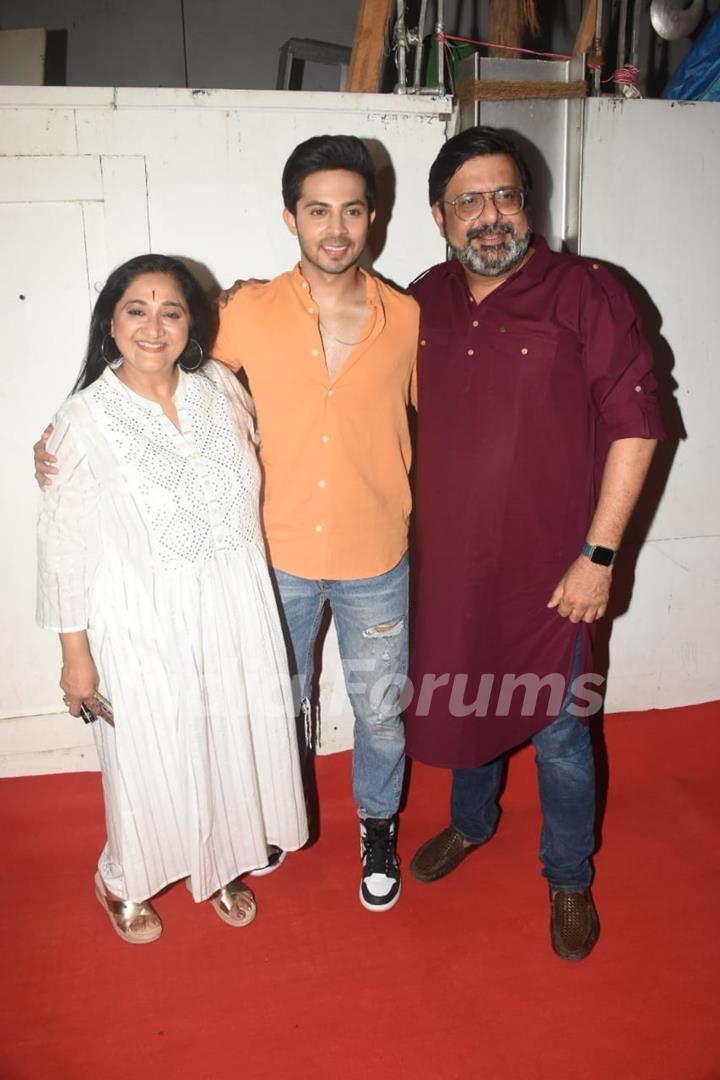 Celebs attend Rupali Ganguly’s birthday party