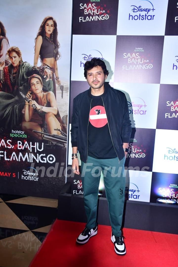 Celebrities grace the premiere of Saas, Bahu Aur Flamingo