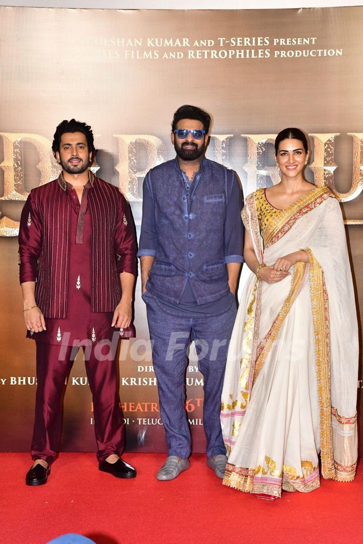 Sunny Singh, Prabhas, Kriti Sanon snapped at the trailer launch of Adipurush