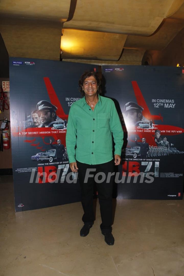 Chunky Pandey grace the premiere of IB 71