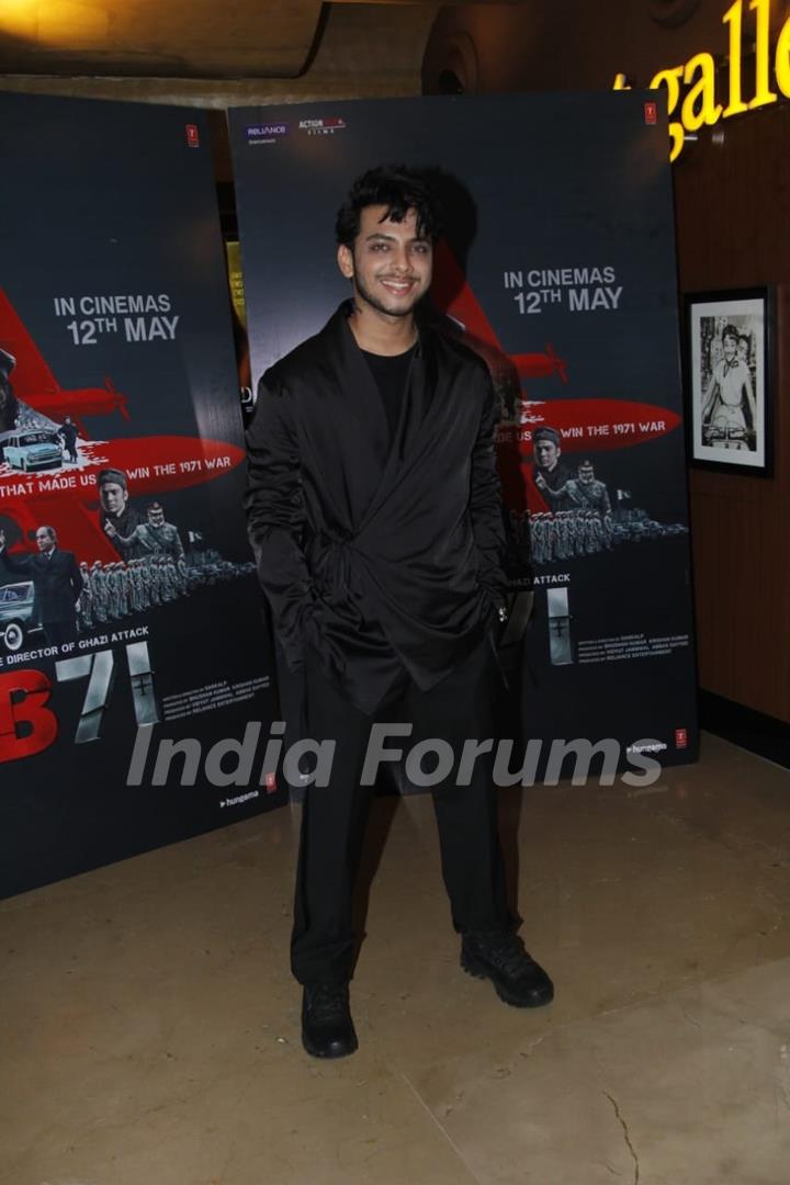 Vishal Jethwa grace the premiere of IB 71