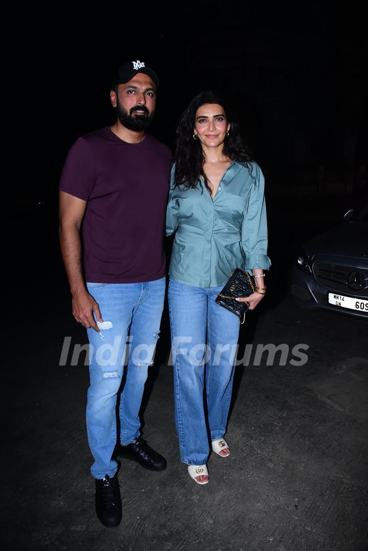 Karishma Tanna snapped with her hubby Varun Bangera snapped in Bandra 