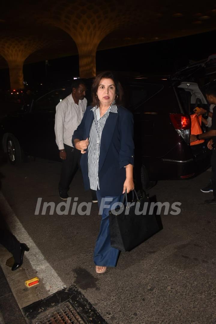 Farah Khan snapped at the Mumbai airport