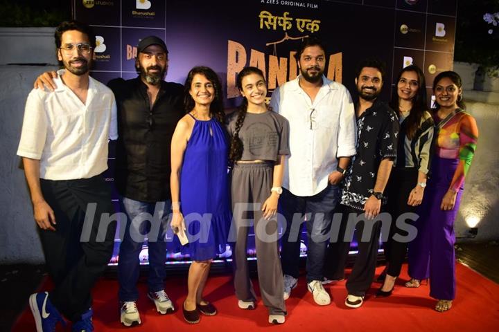 Celebrities attend Sirf Ek Bandaa Kaafi Hai success party