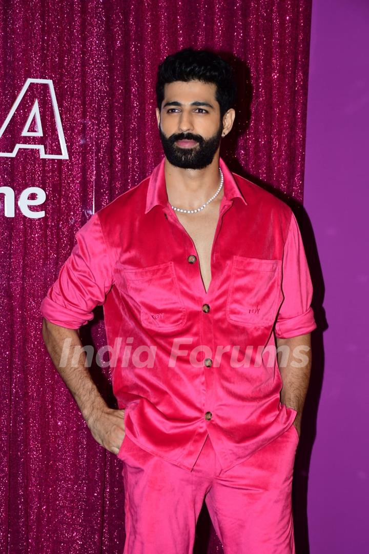  Aashim Gulati snapped promoting Jee Karda in the city 