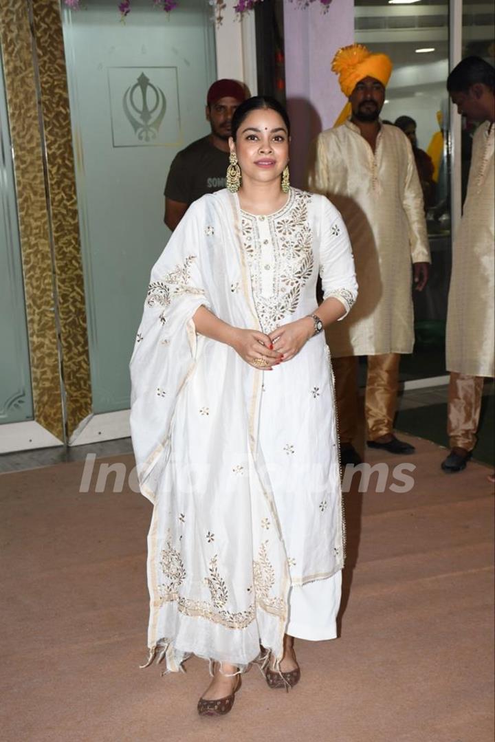 Sumona Chakravarti grace the wedding ceremony of Sonnalli Seygall and Ashesh Sajnani