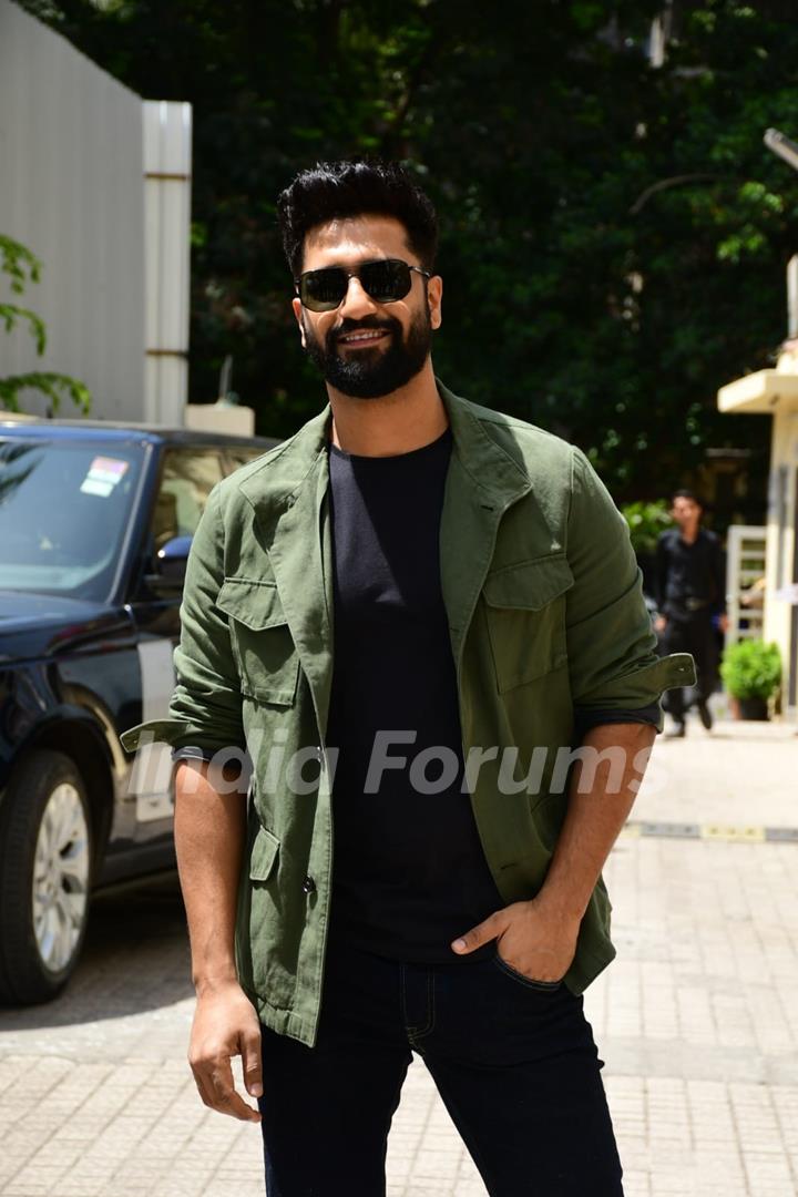 Vicky Kaushal snapped at press conferance of Zara Hatke Zara Bachke 