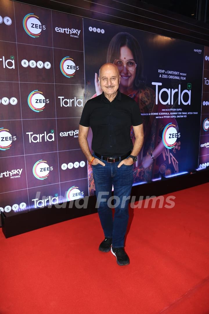 Celebrities grace the premiere of Tarla