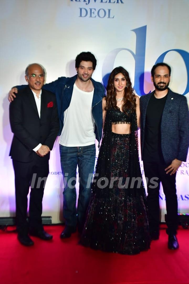 Celebrities grace the premiere of Dono