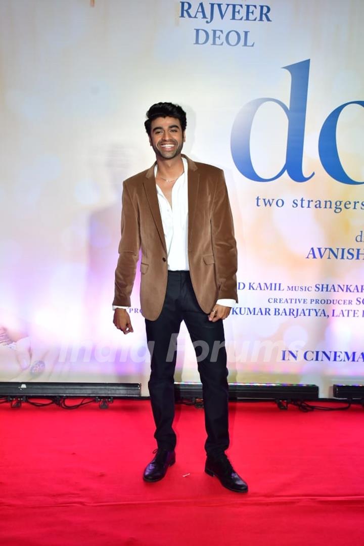 Celebrities grace the premiere of Dono