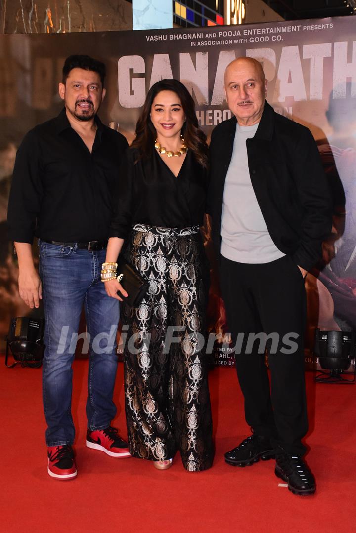 Dr. Shrinam Nane, Madhuri Dixit, Anupam Kher 