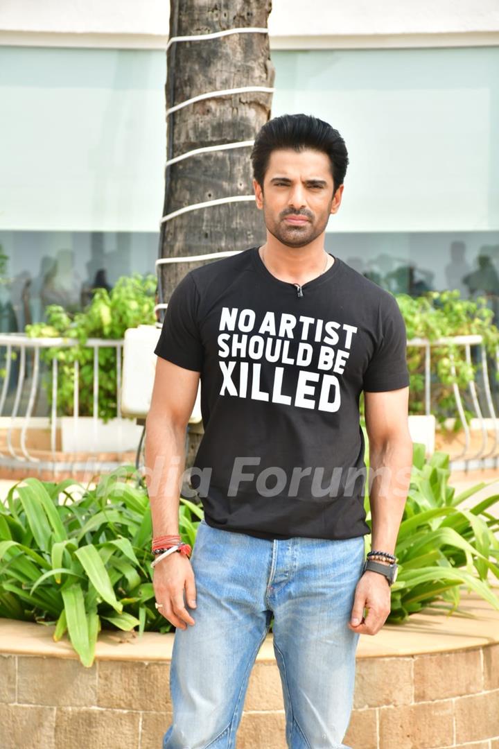 Mohit Malik snapped promoting upcoming show Chamak 