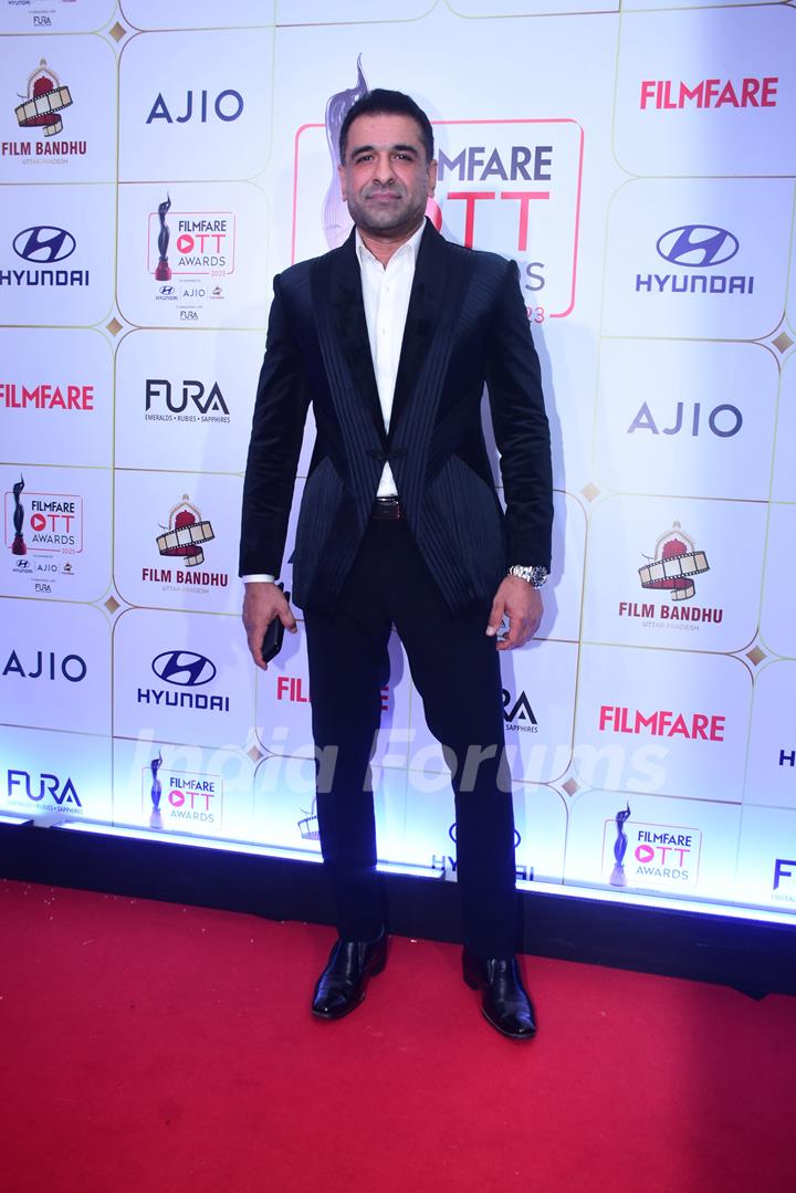 Eijaz Khan at red carpet of OTT filmfare awards