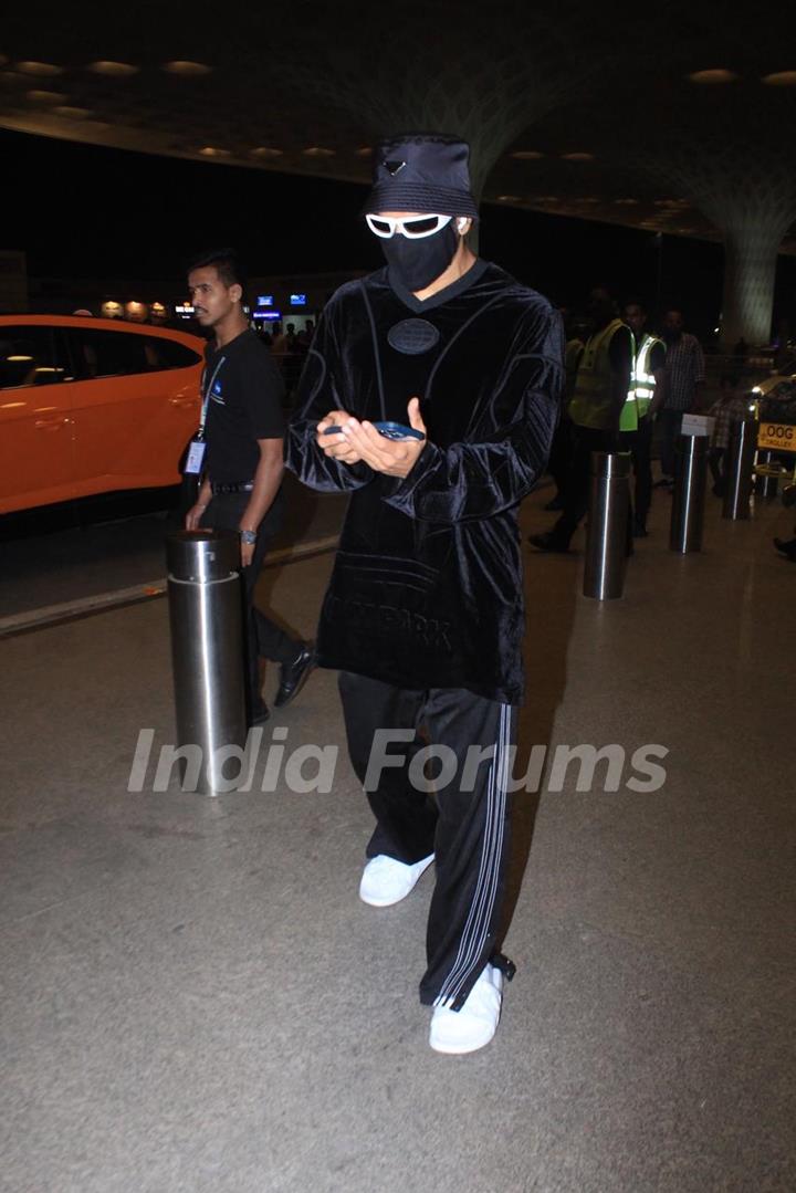 Ranveer Singh snapped at the Mumbai airprot 