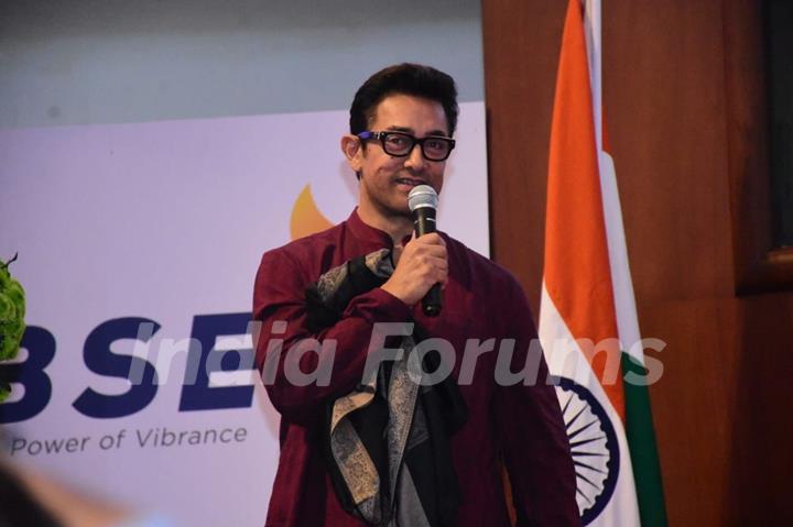 Aamir Khan, Ira Khan and Bhumi Pednekar at CSR Journal Excellence Awards. 