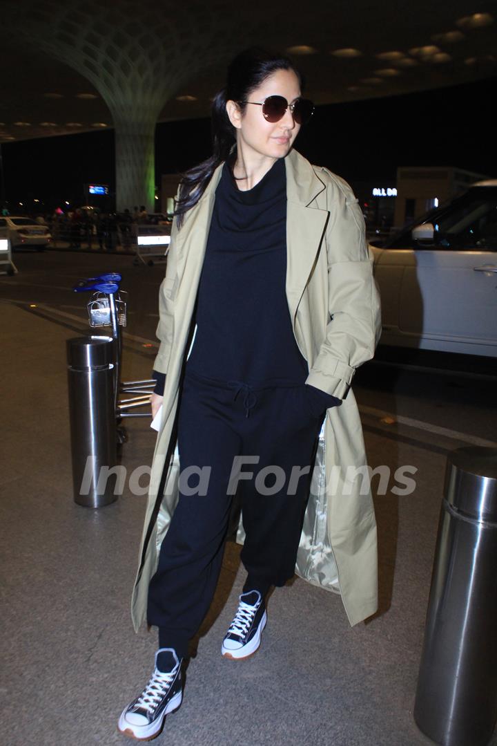 Katrina Kaif snapped at the airport  