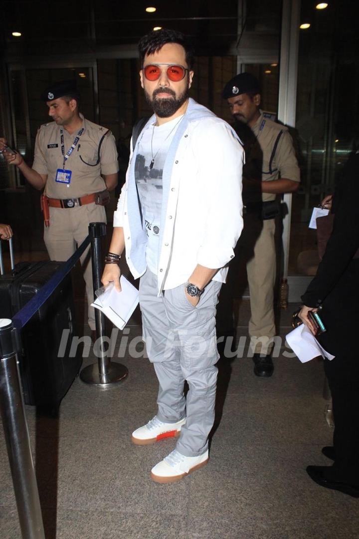 Emraan Hashmi spotted in the airport 