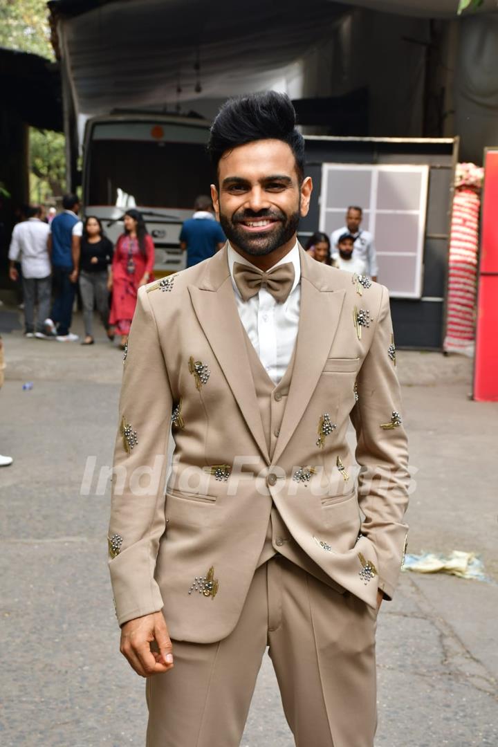 Sreeram Chandra spotted on the set of Jhalak Dikhhla Jaa 11