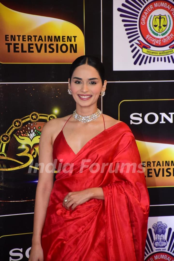 Manushi Chhillar on the Umang 2023 Red Carpet