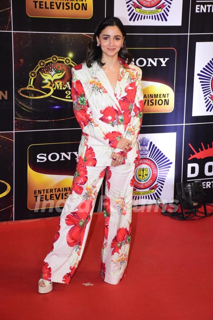 Alia Bhatt Attends Umang 2023