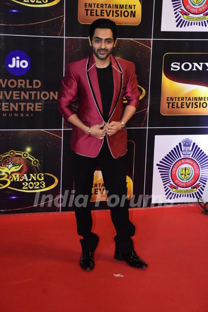 Celebrities spotted at Umang 2023