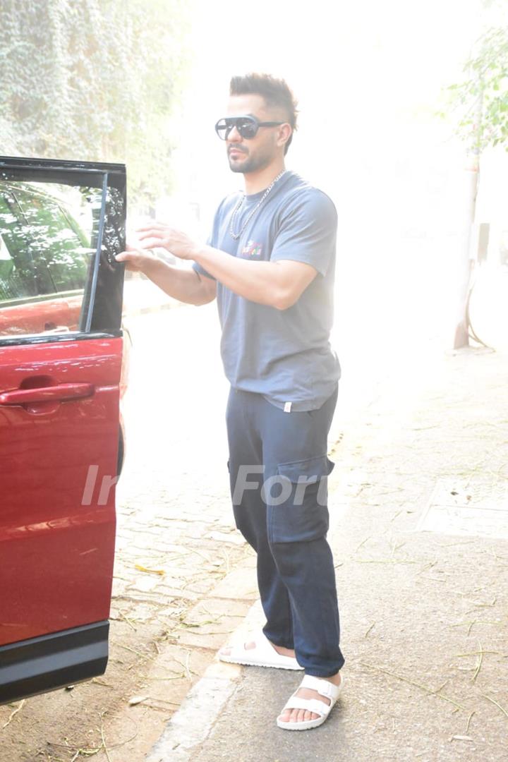 Kunal Kemmu snapped in the city 