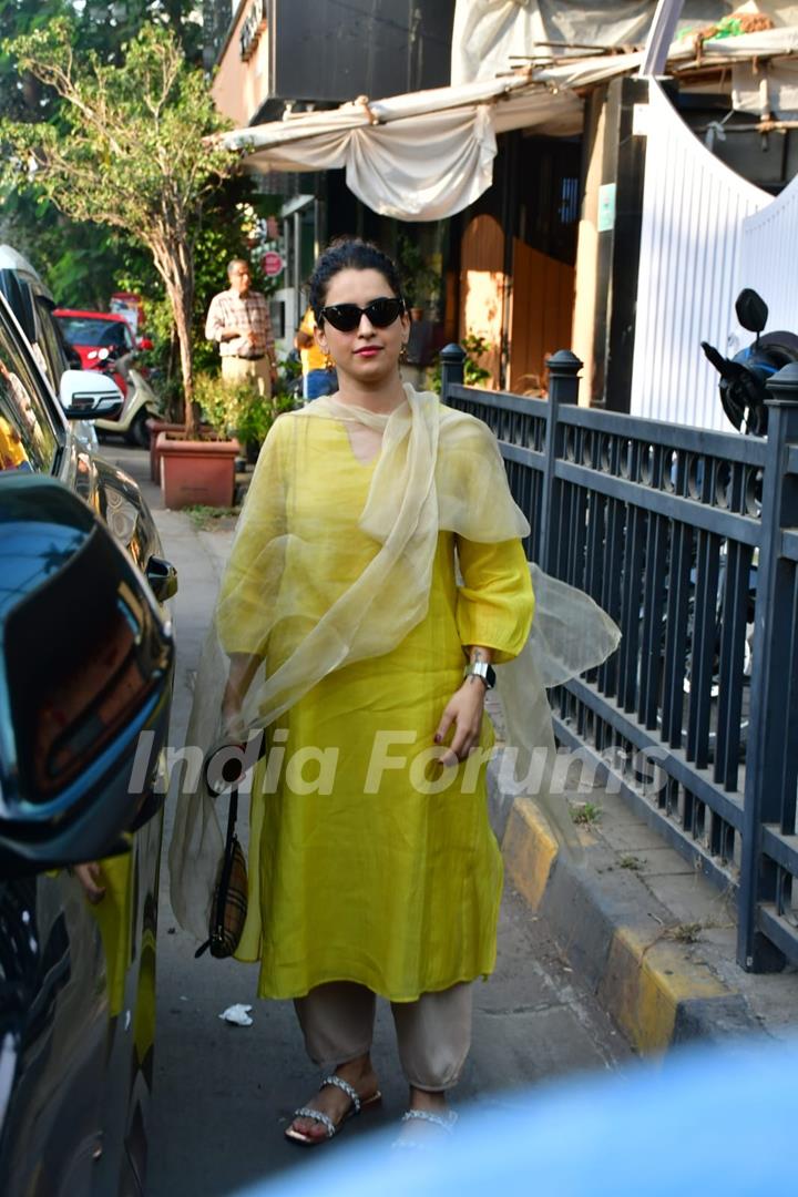 Sanya Malhotra snapped in the city 