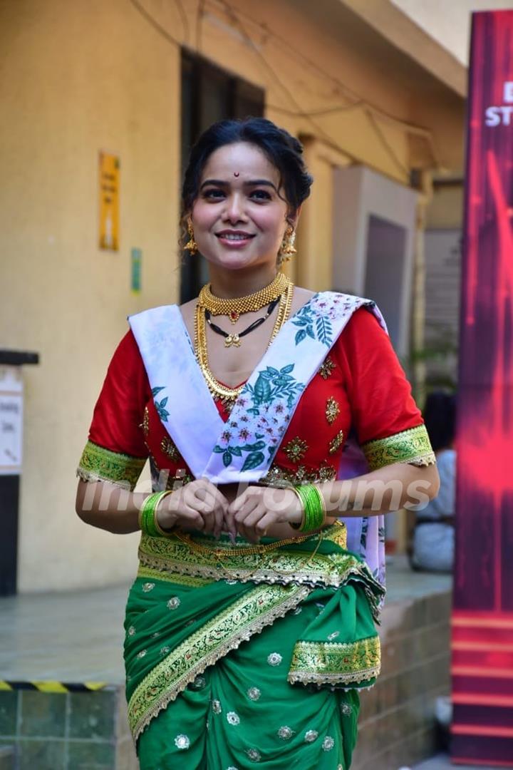 Manisha Rani snapped on the set of Jhalak Dikhhla Jaa 11 