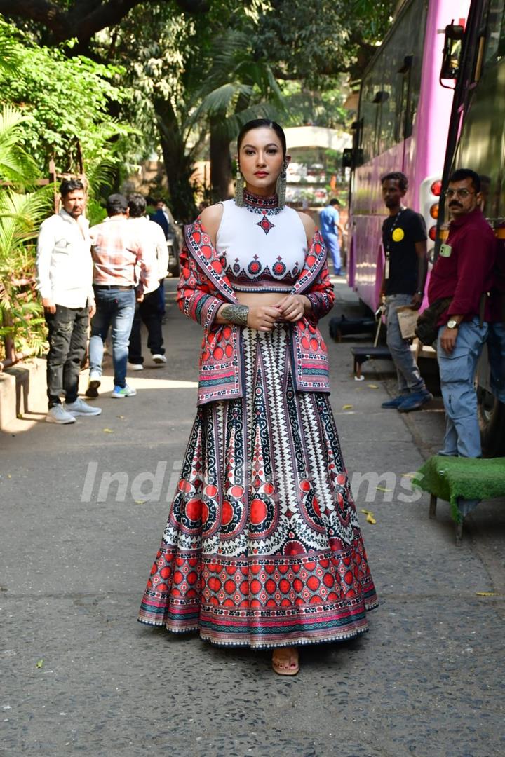 Gauahar Khan spotted on the set of Jhalak Dikhhla Jaa 11