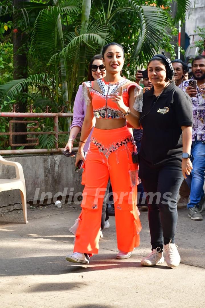 Dhanashree Verma Chahal snapped on the set of Jhalak Dikhhla Jaa 11