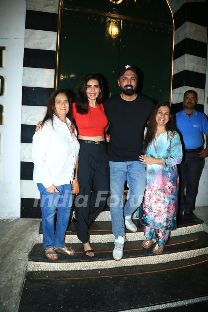 Karishma Tanna with family snapped in the Bandra