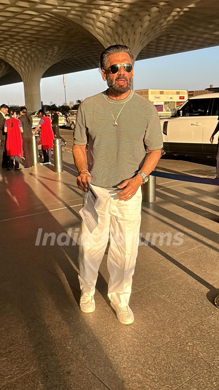 Suniel Shetty spotted at the airport