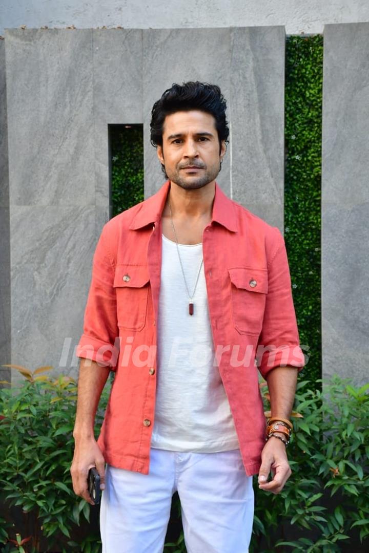 Rajeev Khandelwal snapped promoting their upcoming show 'Showtime'