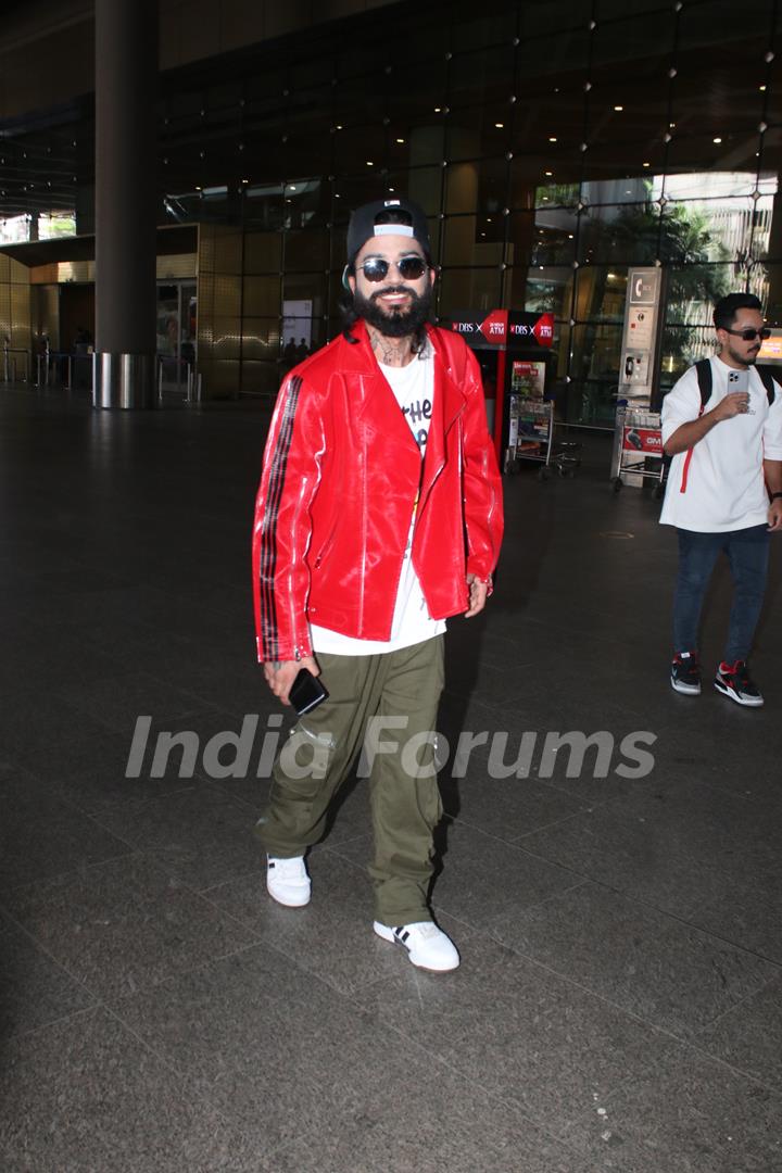 Anurag Dobhal spotted at the airport