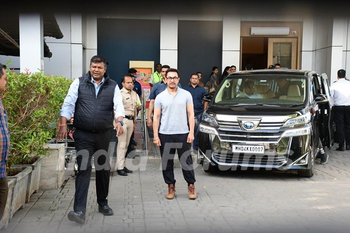 Aamir Khan  spotted at the Kalina airport