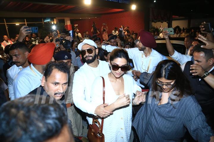 Deepika Padukone and Ranveer Singh snapped at the Jamnagar airport