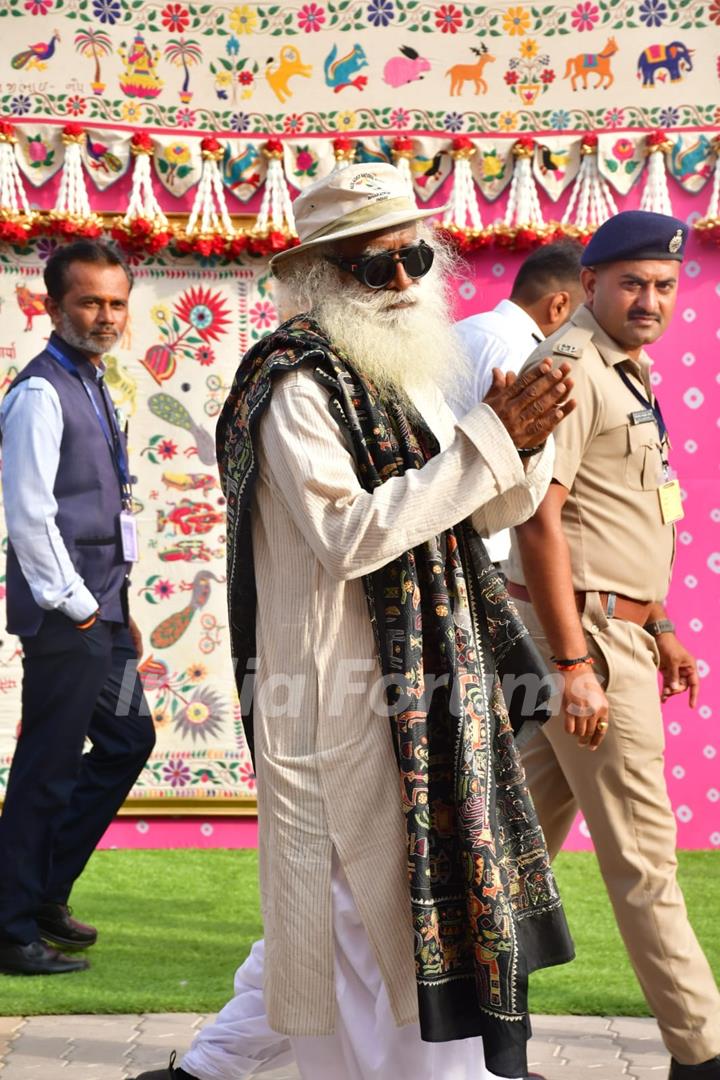 Sadhguru spotted at the Jamnagar airport