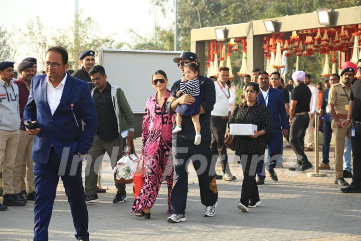 Ranbir Kapoor, Alia Bhatt and Raha Kapoor  spotted at Jamnagar airport