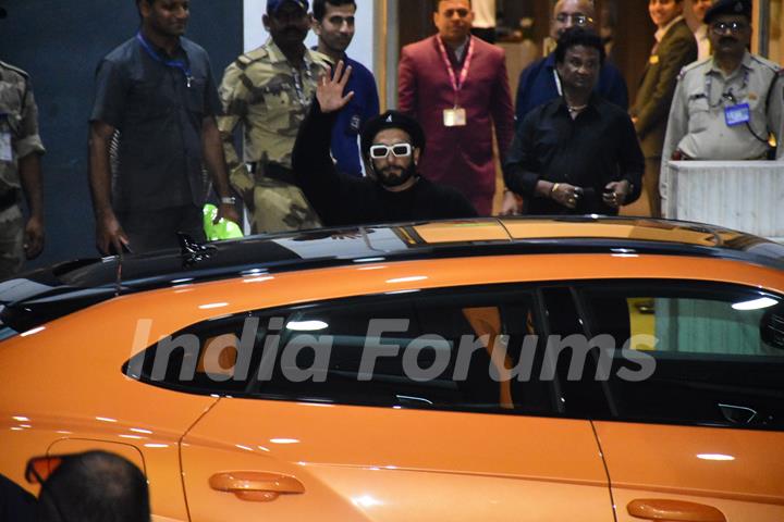 Ranveer Singh snapped at the Kalina airport