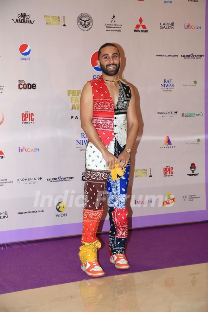 Orry snapped at FEF India Fashion Awards