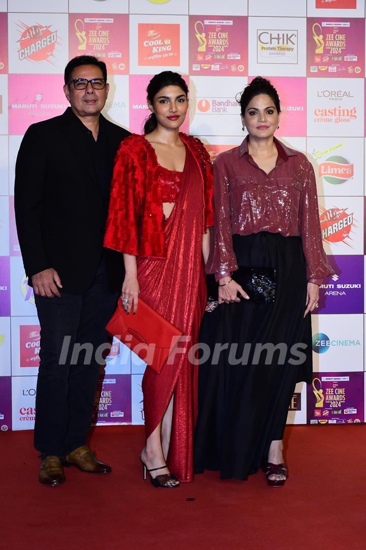 Atul Agnihotri, Alvira Khan Agnihotri and Alizeh Agnihotri snapped at at Zee Cine Awards 2024